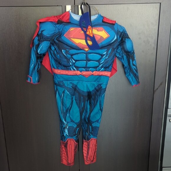 DC Comics Kids Superman Superhero Costume - Size 3-4T - Picture 1 of 6